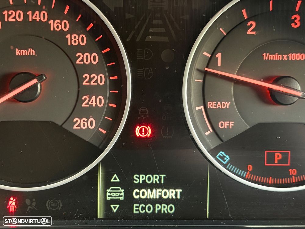 BMW 320 d Aut. Sport Line - 47