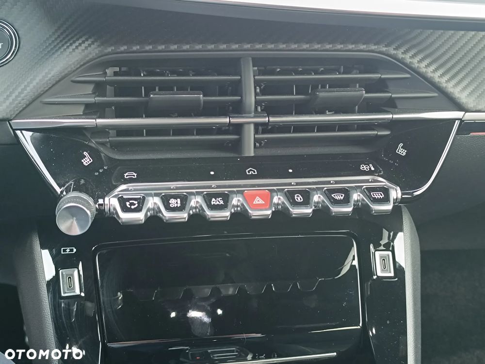 Peugeot 2008 1.2 PureTech GT S&S EAT8 - 16