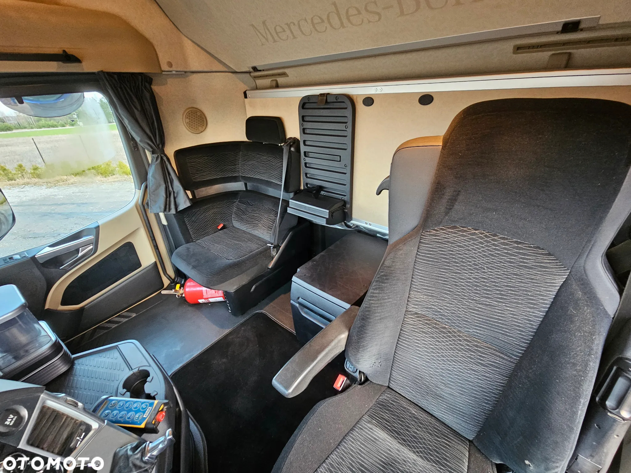 Mercedes-Benz Actros - 38