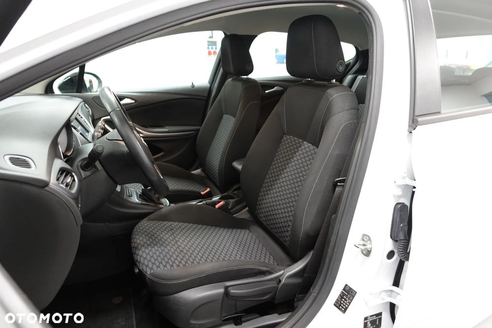 Opel Astra 1.5 D Start/Stop - 22