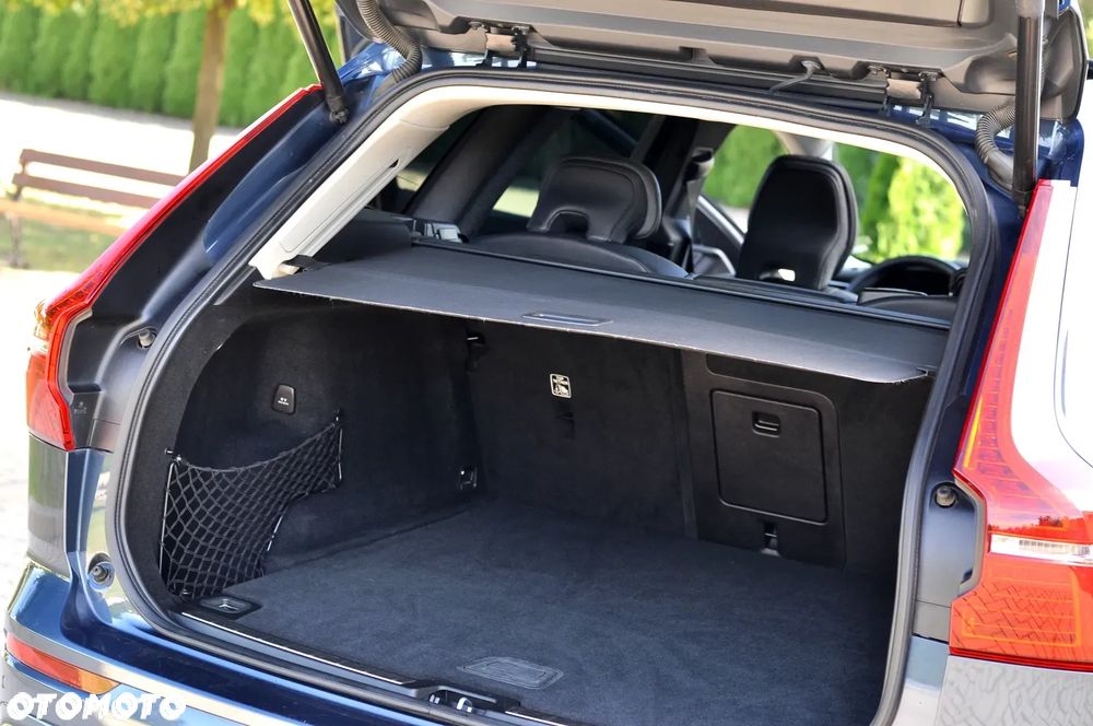 Volvo XC 60 B4 D Geartronic RDesign - 14