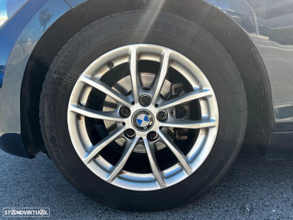 BMW 116 d EfficientDynamics Edition Urban Line - 3