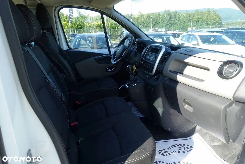 Renault Trafic - 11