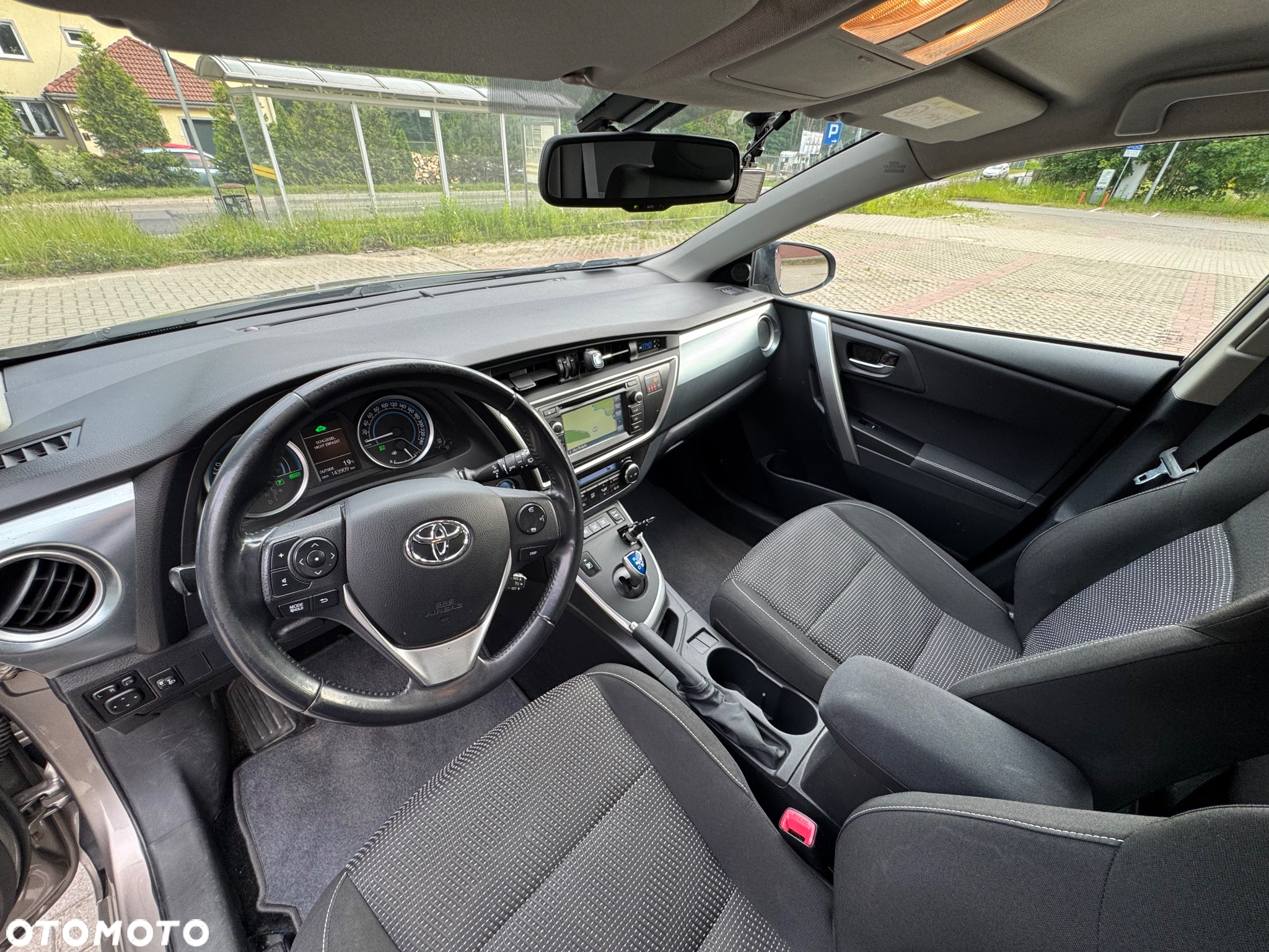 Toyota Auris 1.8 VVT-i Hybrid Automatik Comfort - 4