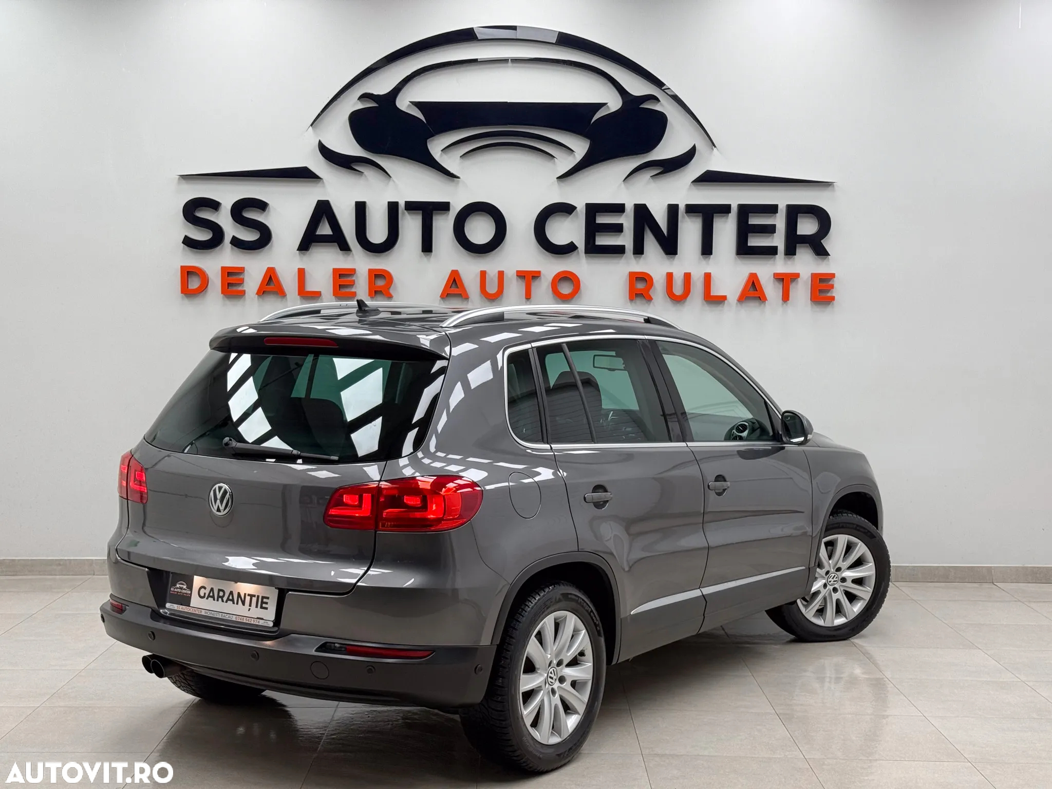 Volkswagen Tiguan 2.0 TDI 4Motion DSG Sport & Style - 3