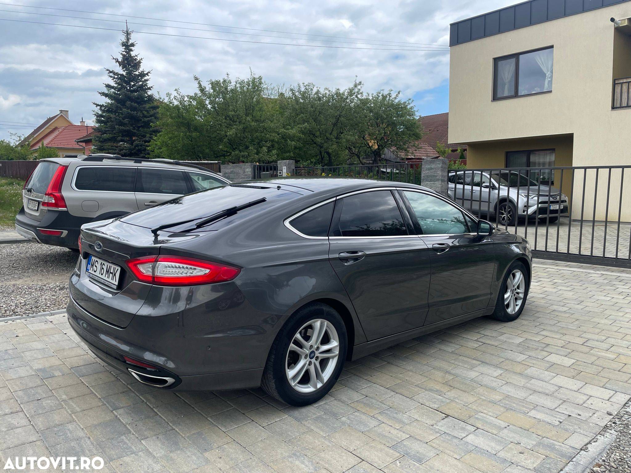 Ford Mondeo 2.0 TDCi Titanium - 10