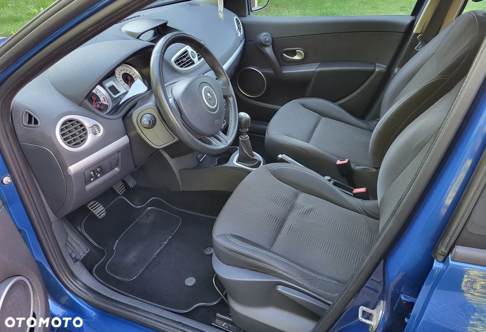 Renault Clio - 5