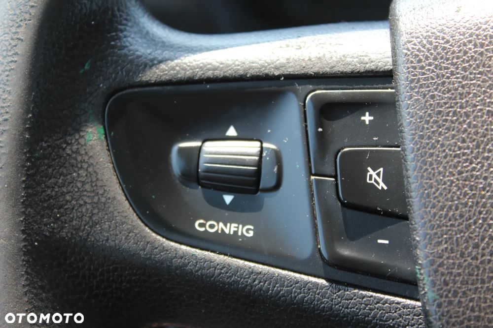 Opel Vivaro - 23