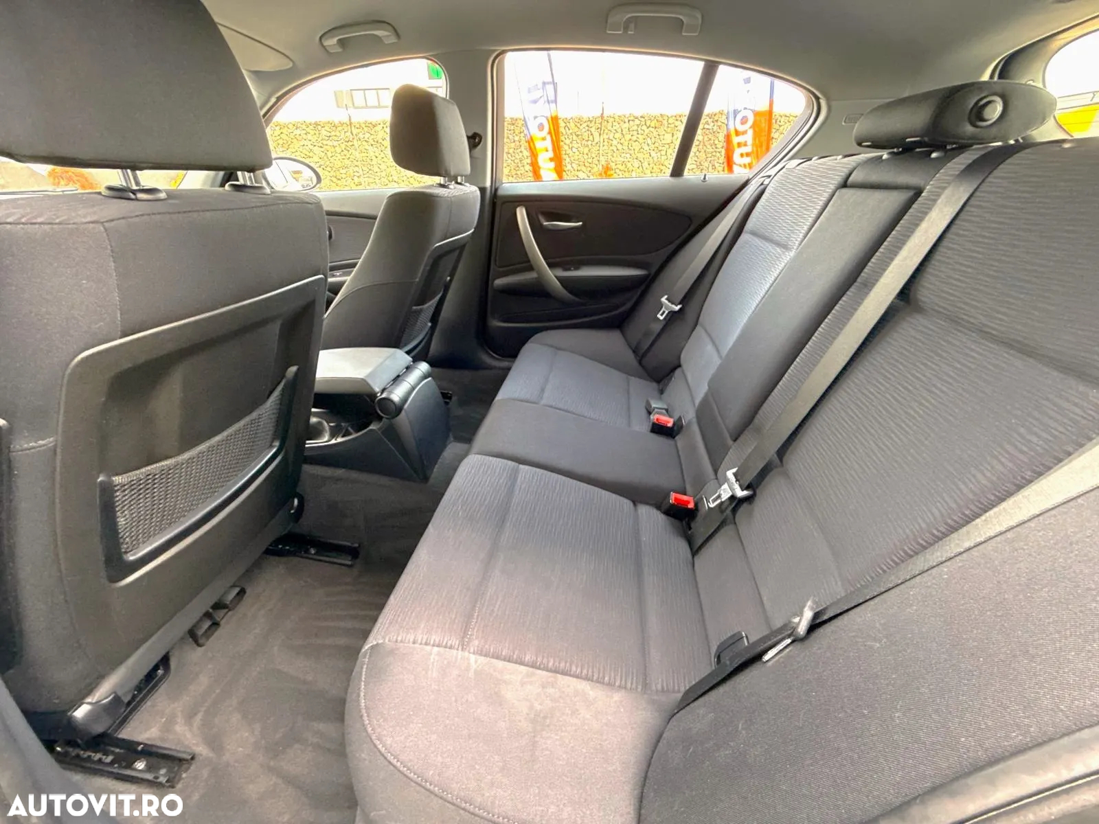 BMW Seria 1 116d - 20