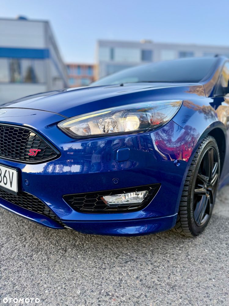 Ford Focus 1.5 EcoBoost STart-Stopp-System ST-LINE - 18