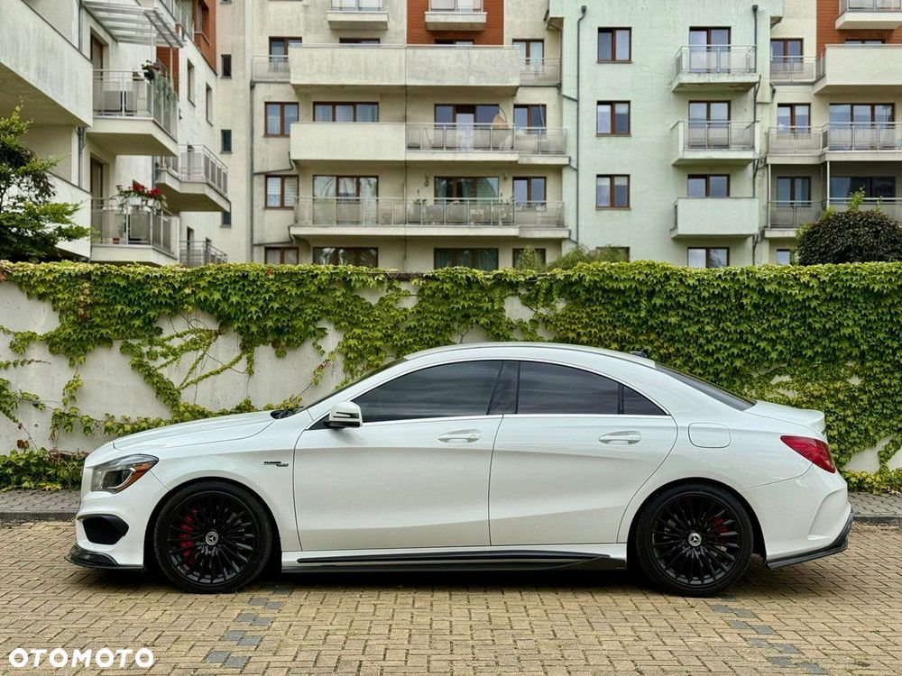 Mercedes-Benz CLA 45 AMG 4-Matic - 2