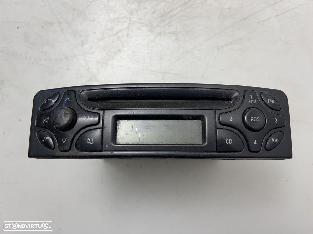 RADIO MERCEDES-BENZ VITO (W639) A2038202686 A 203 820 26 86 - 1
