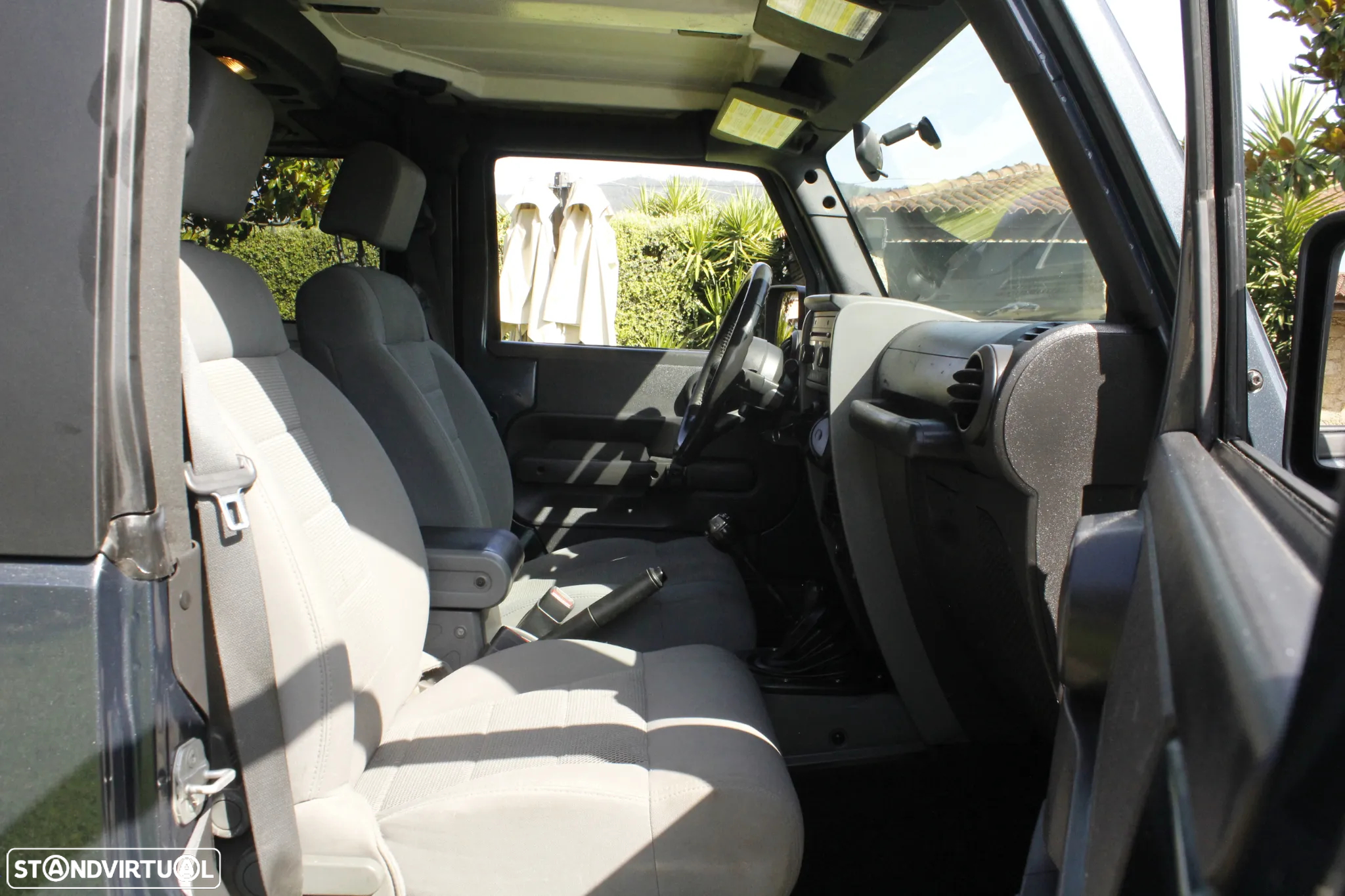 Jeep Wrangler Hard-Top 2.8 CRD DPF Sport - 18