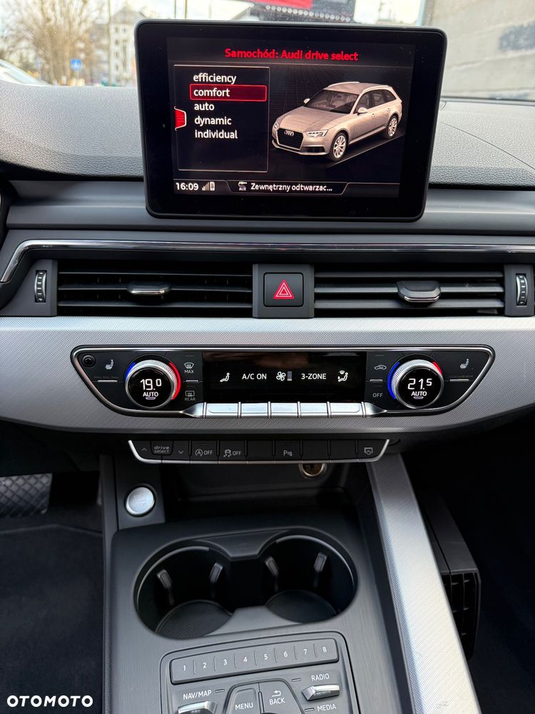 Audi A4 Avant 2.0 TDI Quattro S tronic - 10