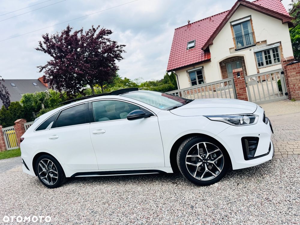 Kia ProCeed 1.5 T-GDI GT Line - 25