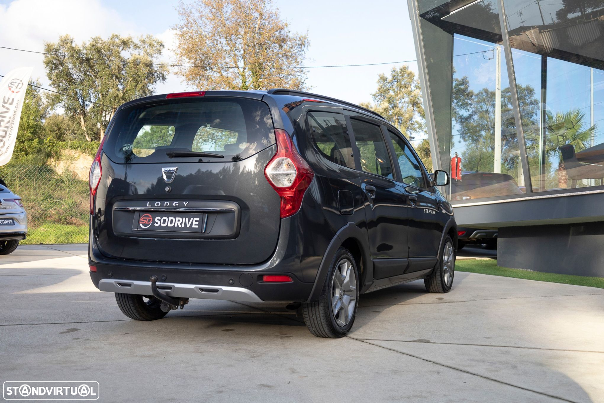 Dacia Lodgy 1.5 Blue dCi Stepway 7L - 22