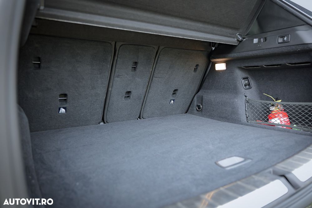 BMW X1 xDrive20d AT - 16