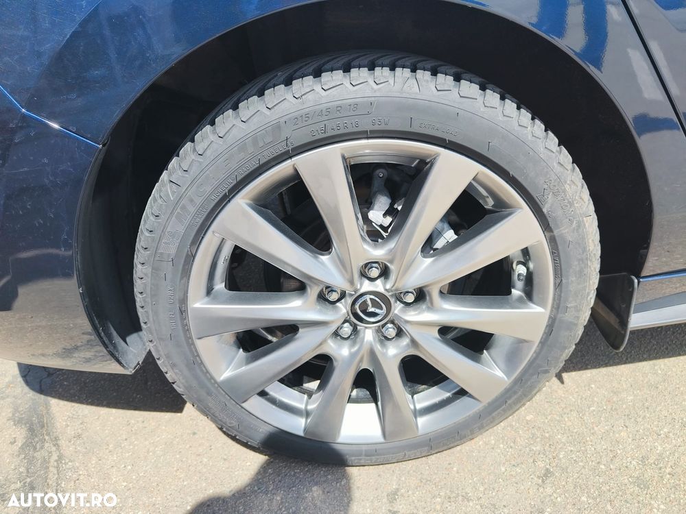 Mazda 3 e-SKYACTIV-X 186 M HYBRID Aut. TAKUMI - 10