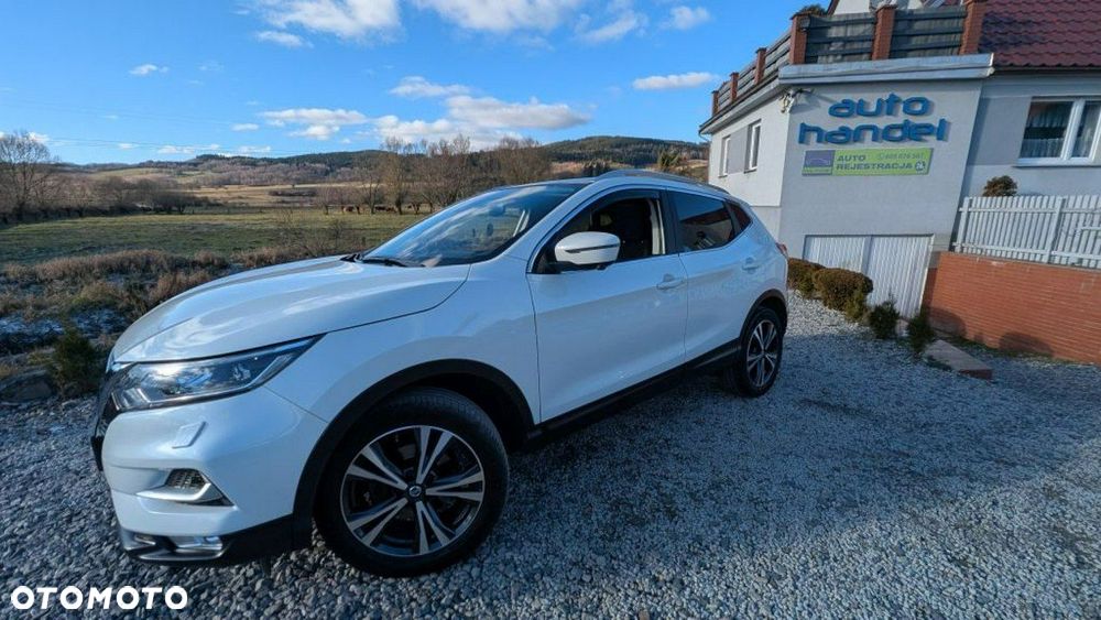 Nissan Qashqai - 1