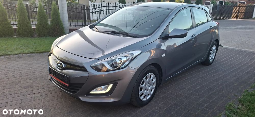 Hyundai i30 1.4 Classic + - 24