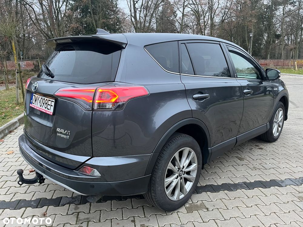 Toyota RAV4 - 22