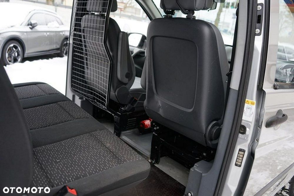 Mercedes-Benz Vito - 21