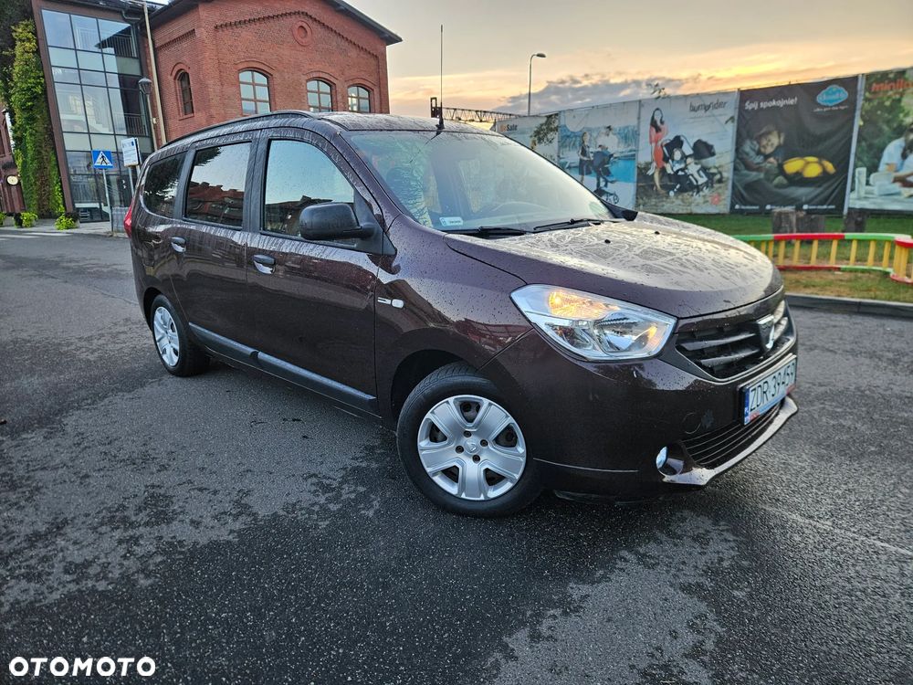 Dacia Lodgy 1.6 SCe Laureate S&S - 1