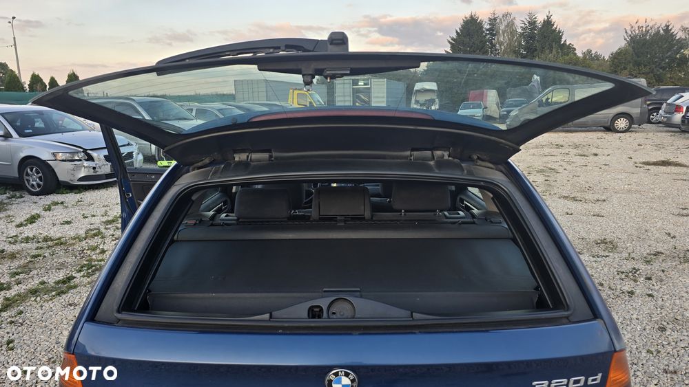BMW Seria 3 320d - 16