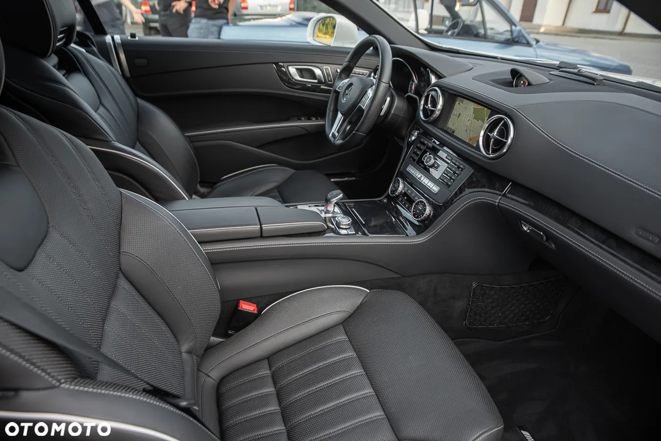 Mercedes-Benz SL 500 7G-TRONIC - 26