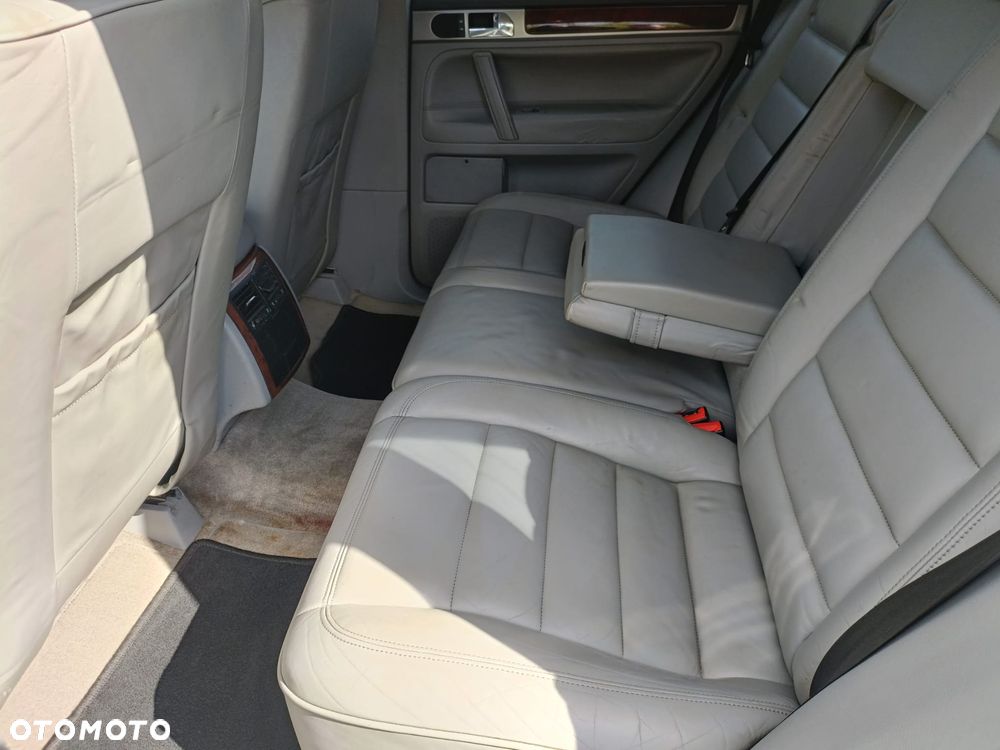 Volkswagen Touareg 2.5 R5 TDI Automatik DPF Individual - 4