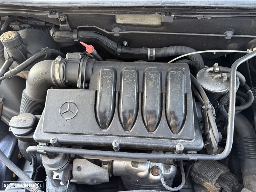 Mercedes-Benz B 200 CDI Autotronic - 25