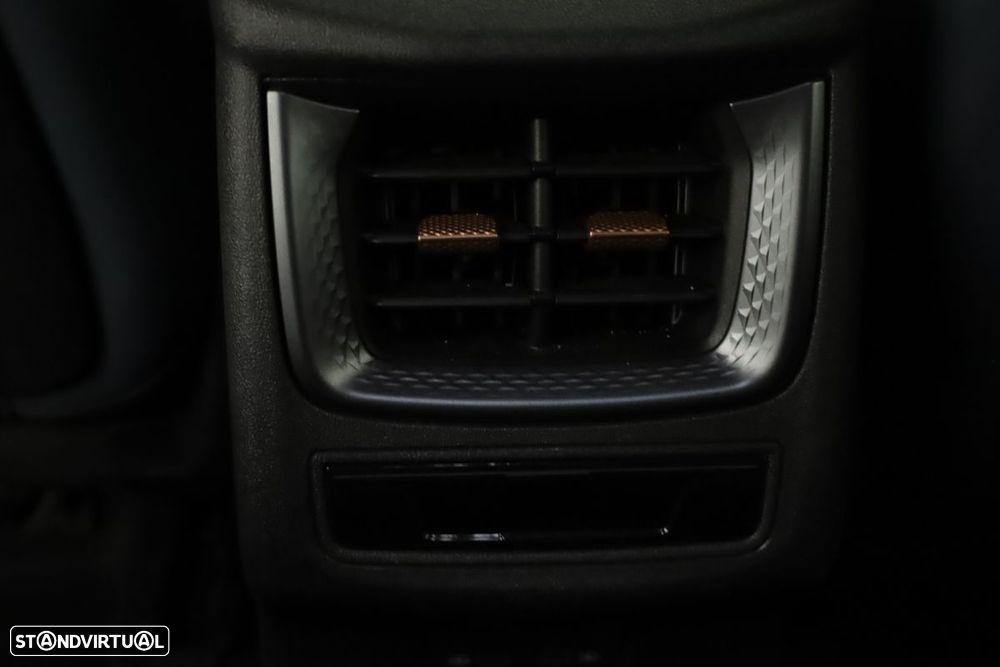 Cupra Terramar 1.5 e-Hybrid DSG - 22