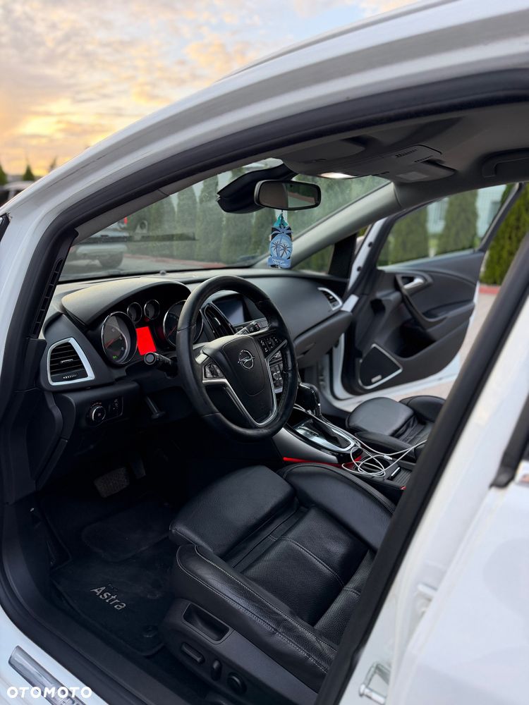 Opel Astra 2.0 CDTI Cosmo - 13