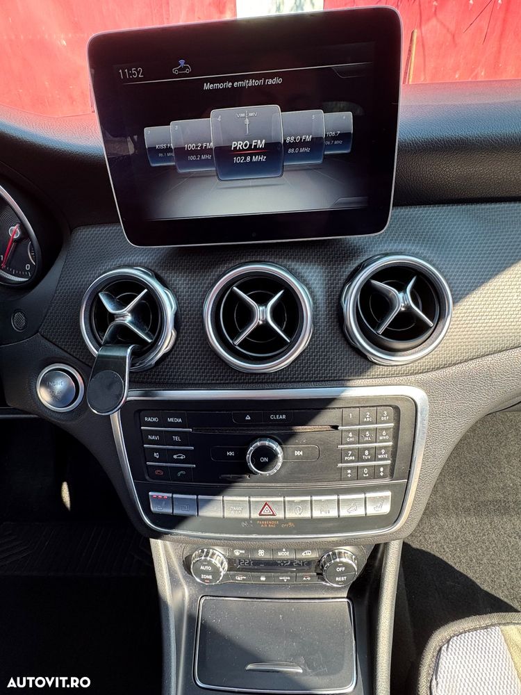 Mercedes-Benz GLA 220 d 4MATIC Aut. - 7