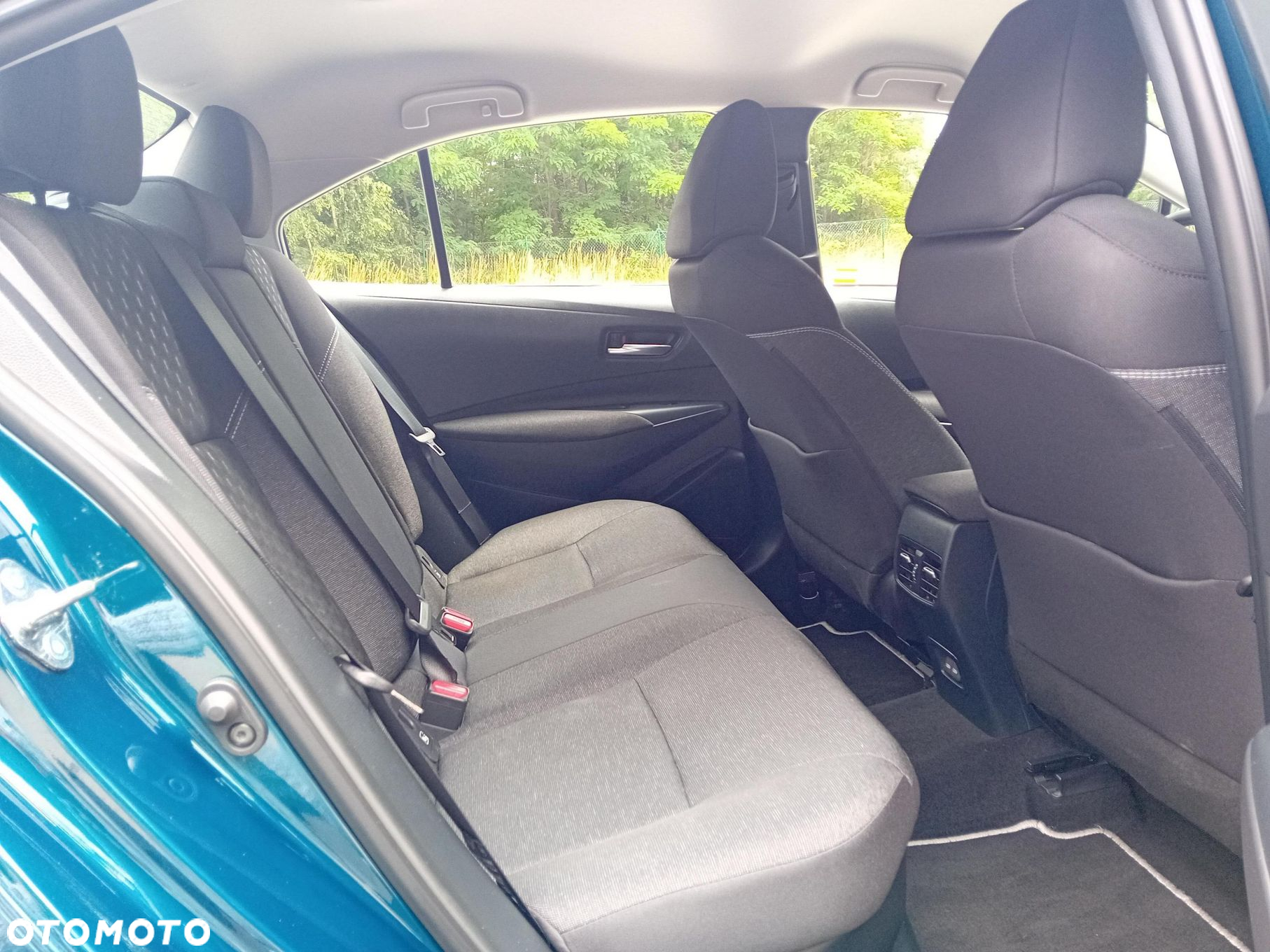 Toyota Corolla - 10