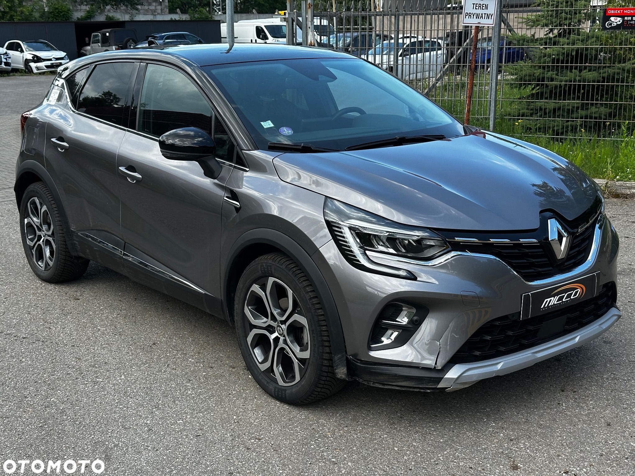 Renault Captur - 1