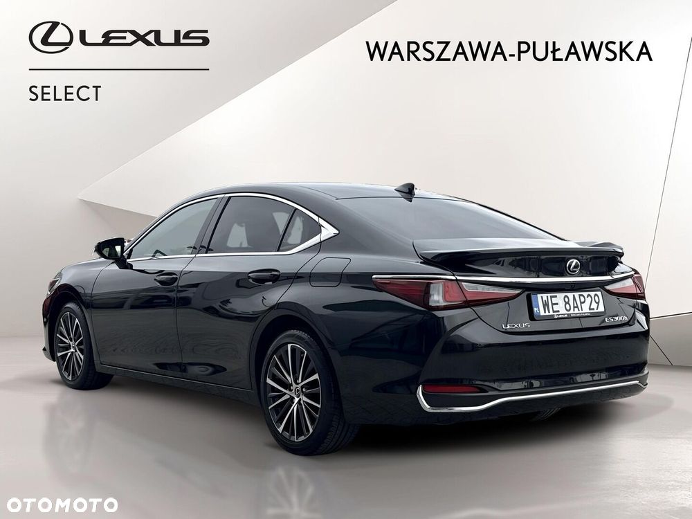 Lexus ES 300h Business Edition - 3