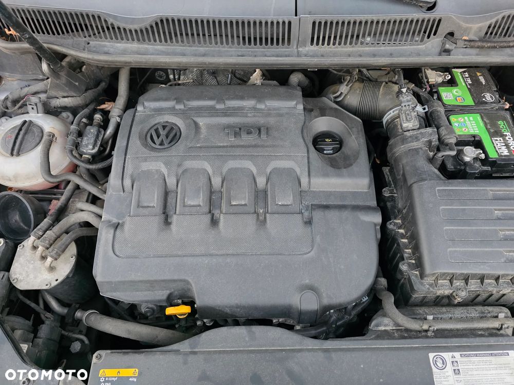 Volkswagen Touran - 9