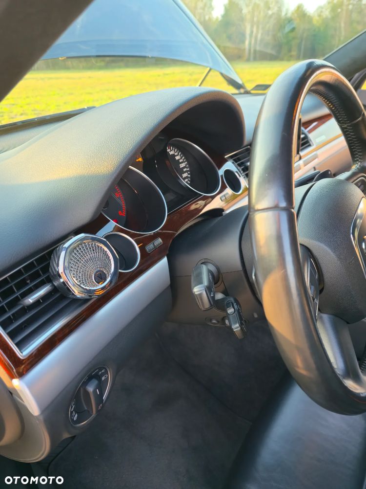 Audi A8 4.2 TDI L Quattro - 21