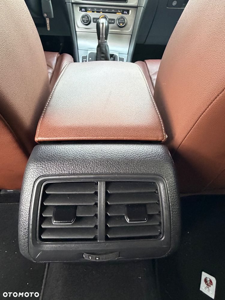 Volkswagen Golf 1.6 TDI (BlueMotion Technology) DSG Trendline - 23