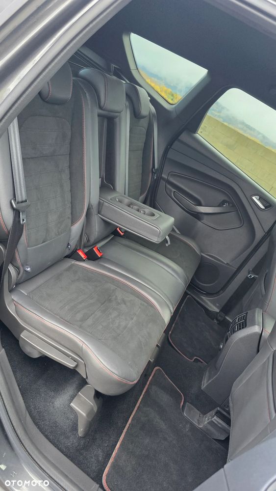 Ford Kuga 1.5 EcoBoost 2x4 ST-Line - 22