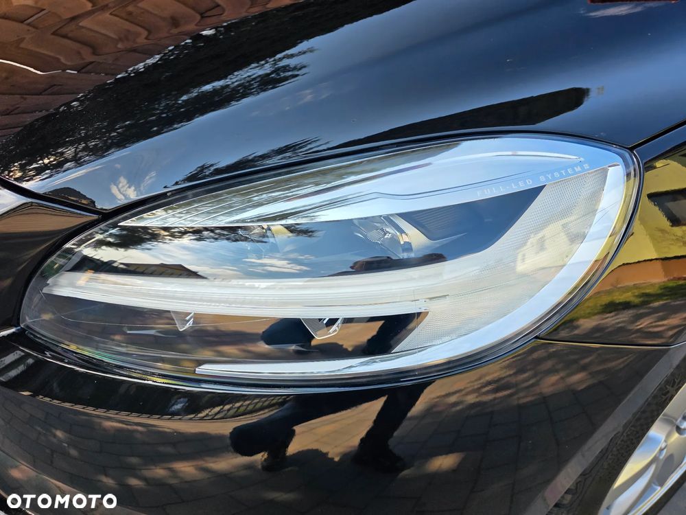 Volvo V40 T2 - 13