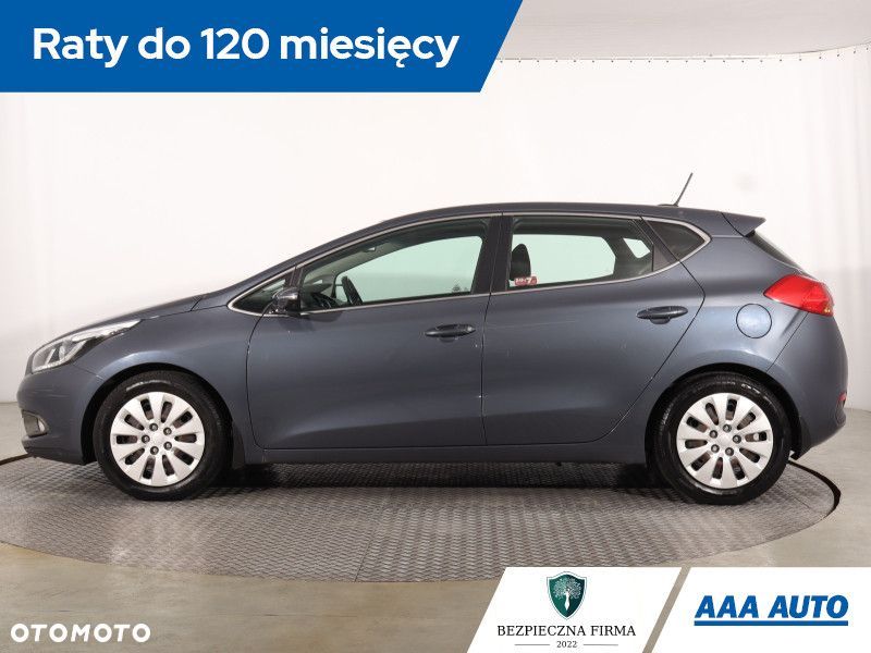 Kia Ceed - 4