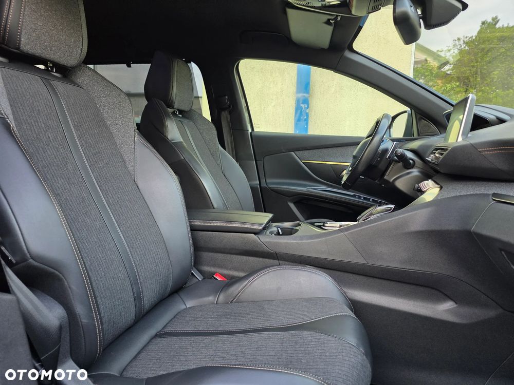 Peugeot 5008 1.5 BlueHDi GT Pack S&S EAT8 - 28