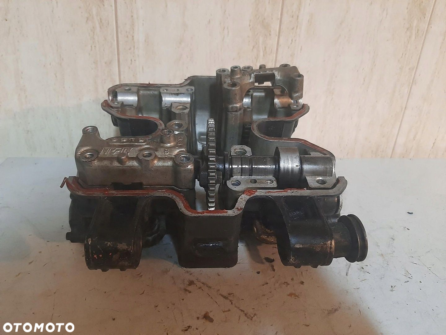 GŁOWICA CYLINDRA HONDA VF 700 MAGNA - 2