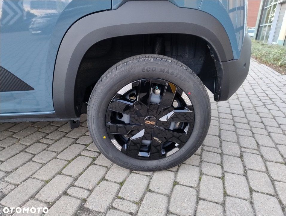 Dacia Spring - 9