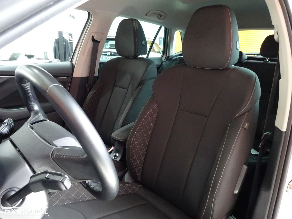 Skoda Kamiq 1.0 TSI - 11
