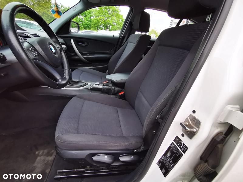 BMW Seria 1 118d - 16