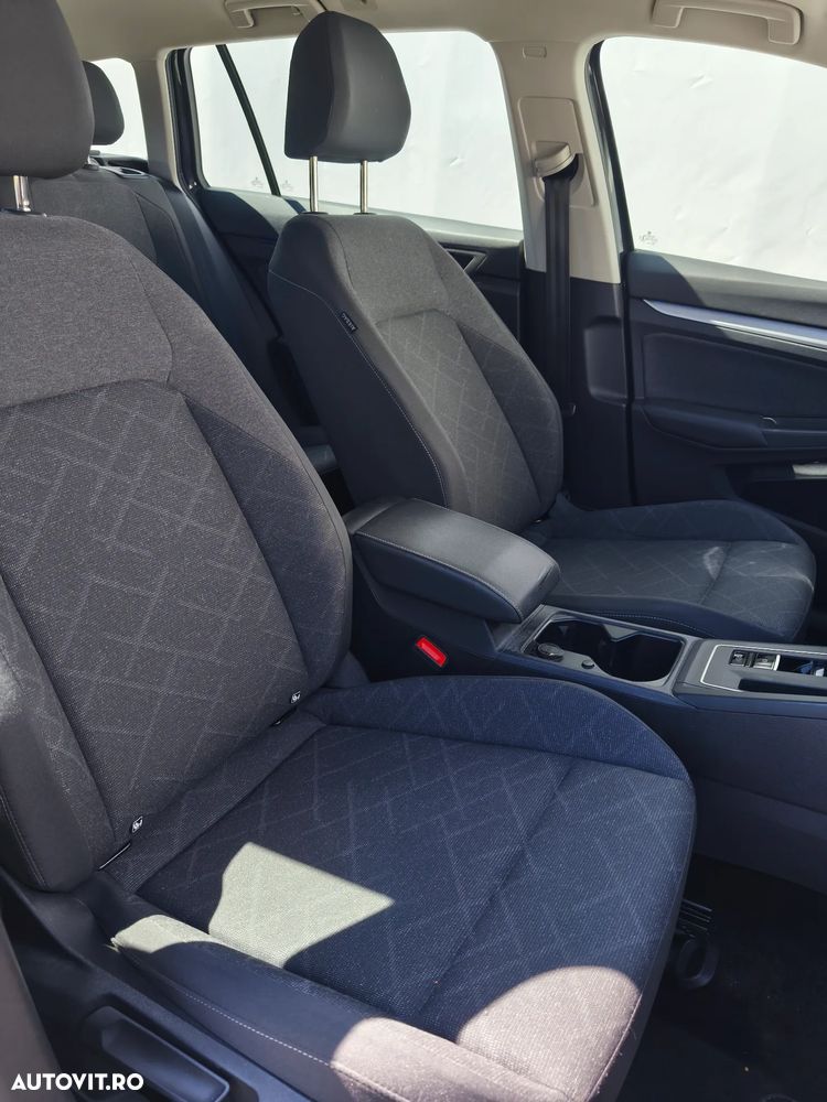 Volkswagen Golf 2.0 TDI DSG Life - 31