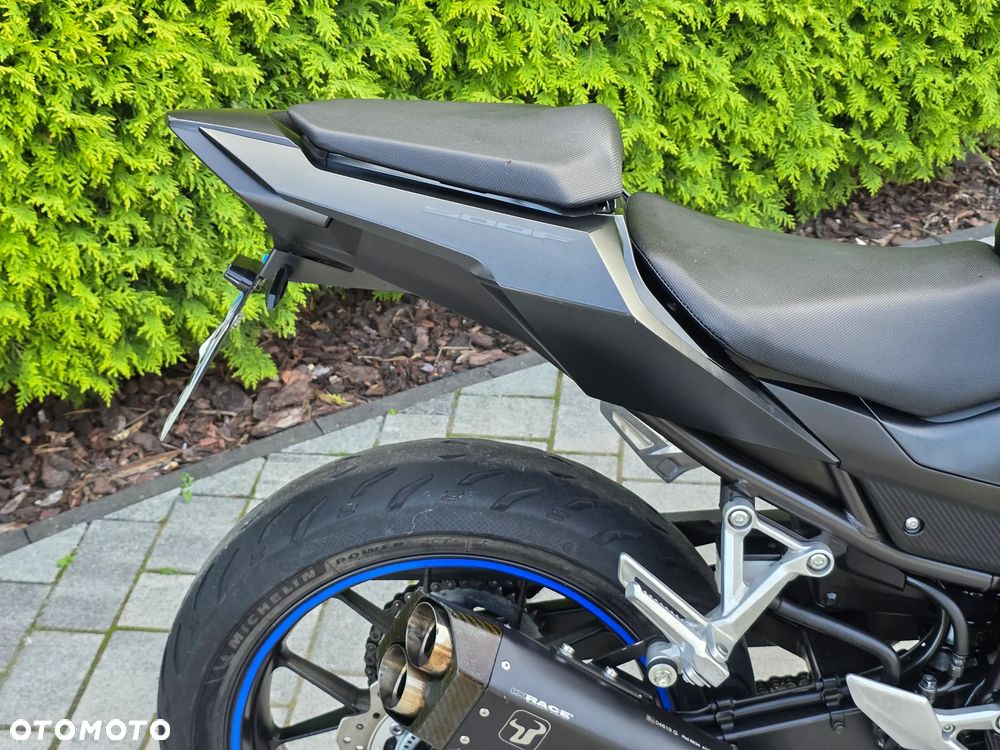 Honda CB - 11